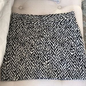 Madewell small black and white mini skirt